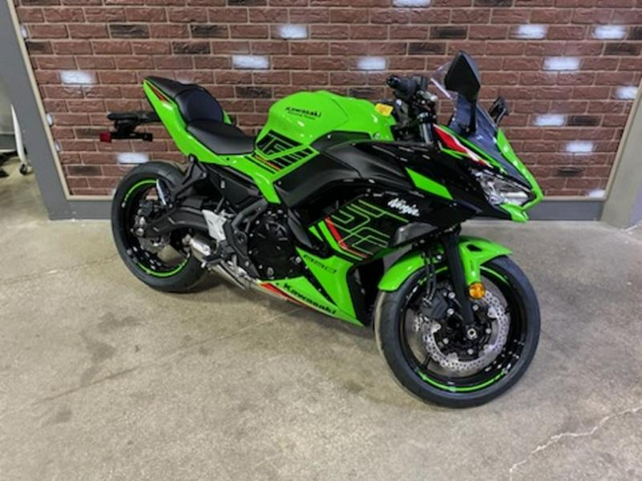 2024 Kawasaki Ninja® 650 KRT Edition ABS