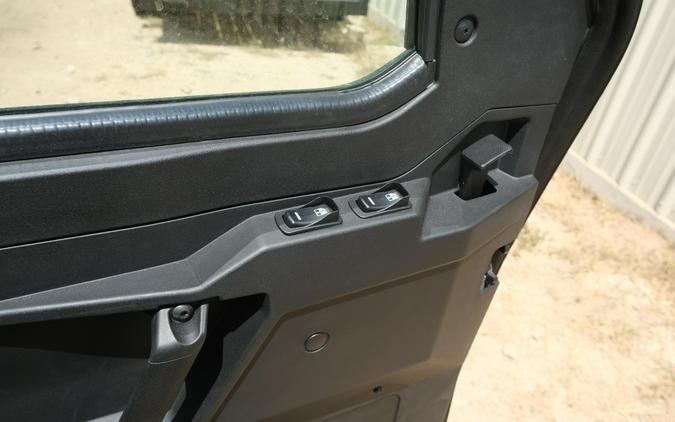 2025 POLARIS RANGER CREW XP 1000 NORTHSTAR TEXAS EDITION