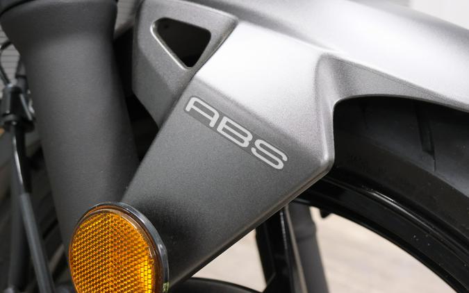 2026 KAWASAKI Z500 ABS