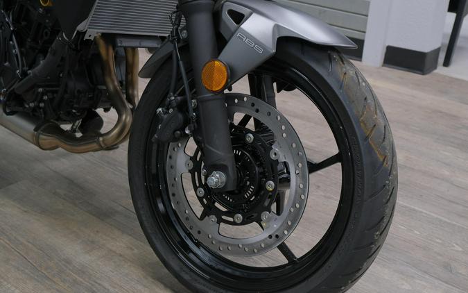 2026 KAWASAKI Z500 ABS