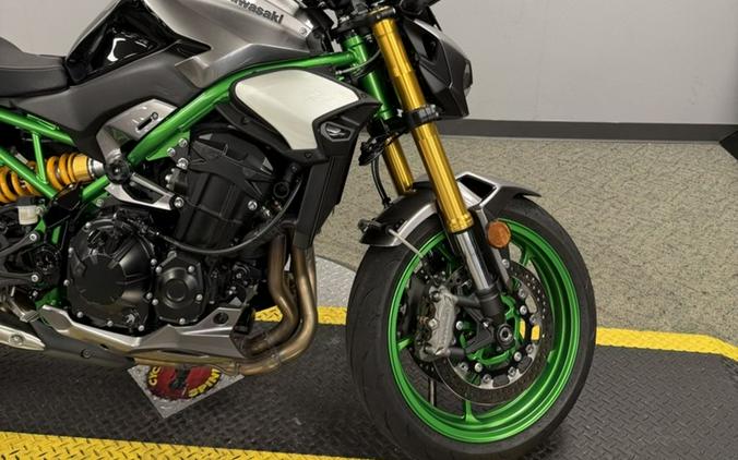 2025 Kawasaki Z900 SE ABS