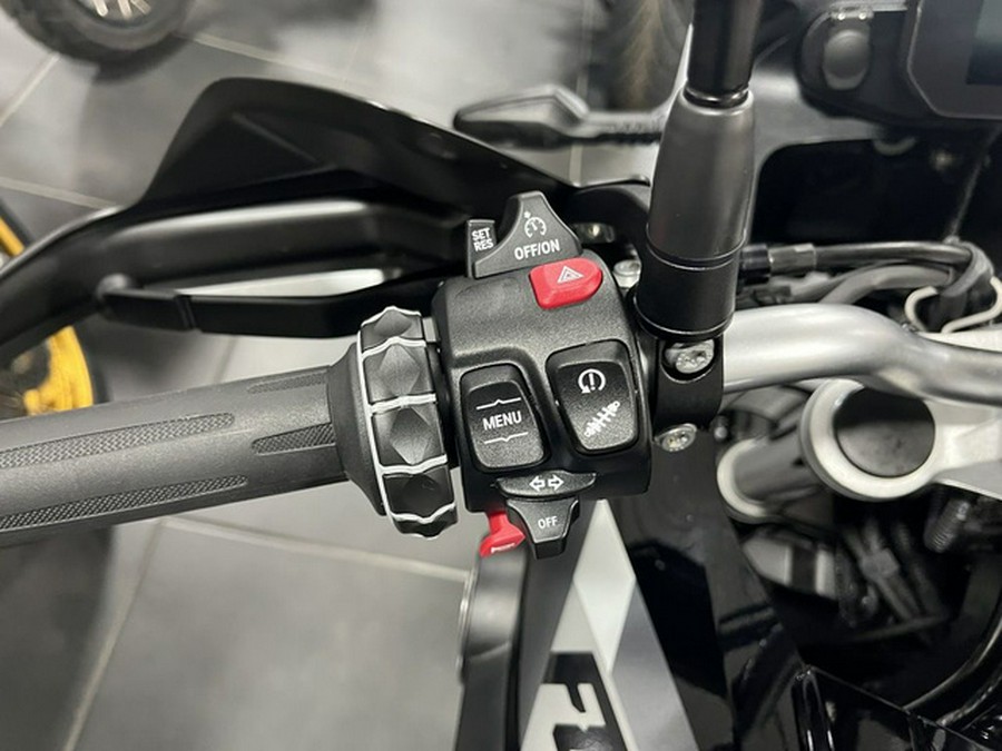 2025 BMW F 800 GS Triple Black