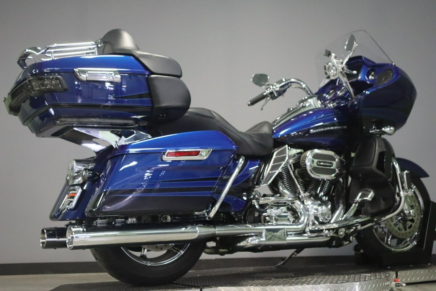 2015 Harley-Davidson CVO Road Glide Ultra