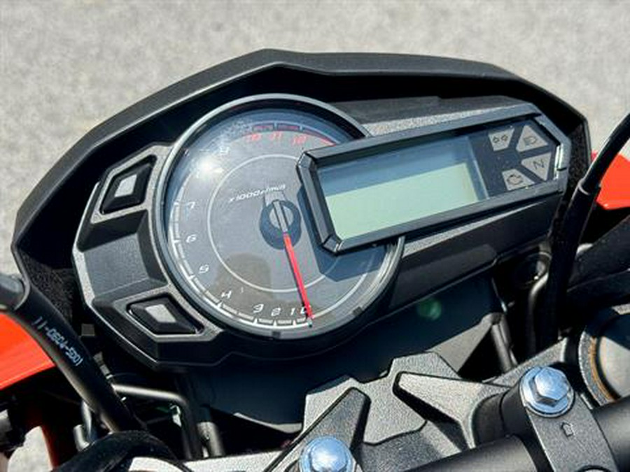 2025 Kawasaki Z125 Pro