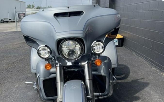2023 Harley-Davidson FLHTCUTG - Tri Glide Ultra