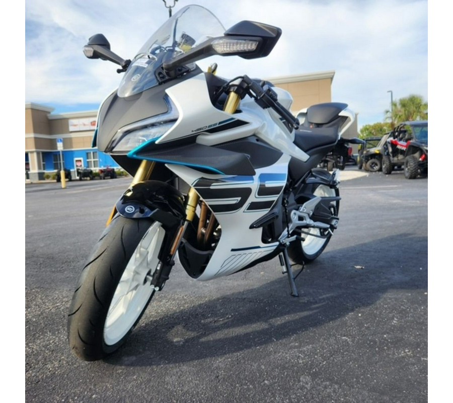 2026 CFMOTO 450SS CF400-12US - NEBULA WHITE