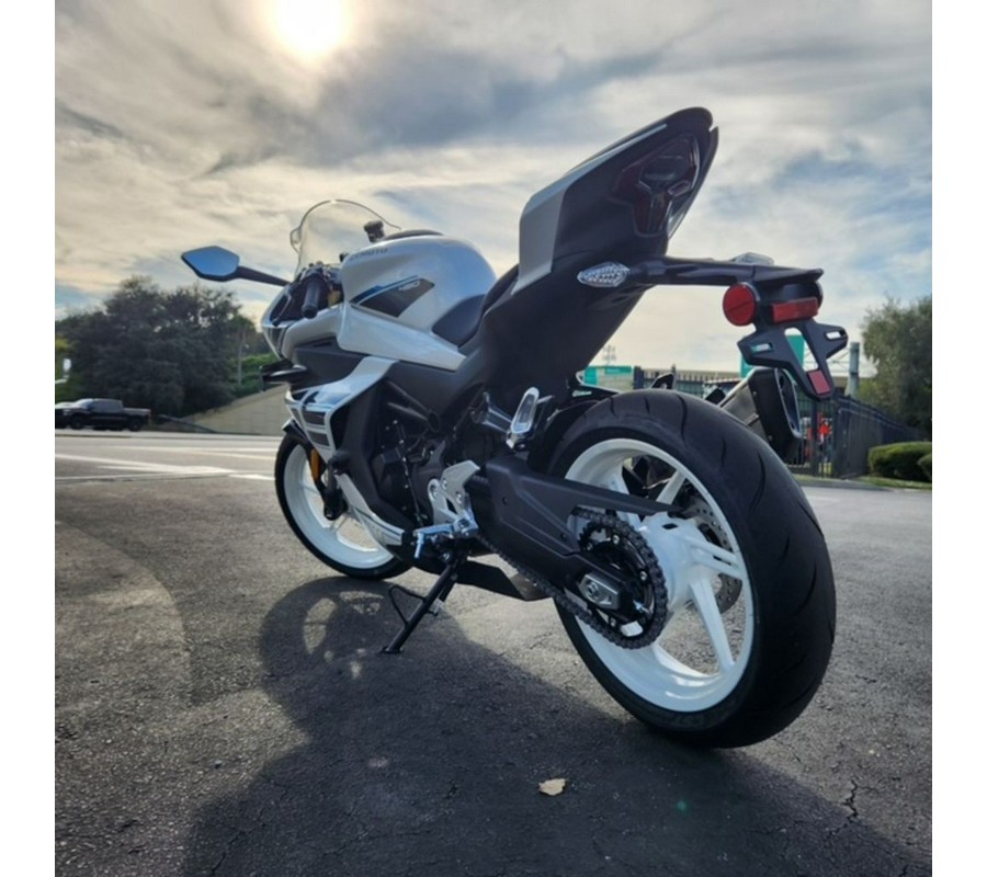 2026 CFMOTO 450SS CF400-12US - NEBULA WHITE