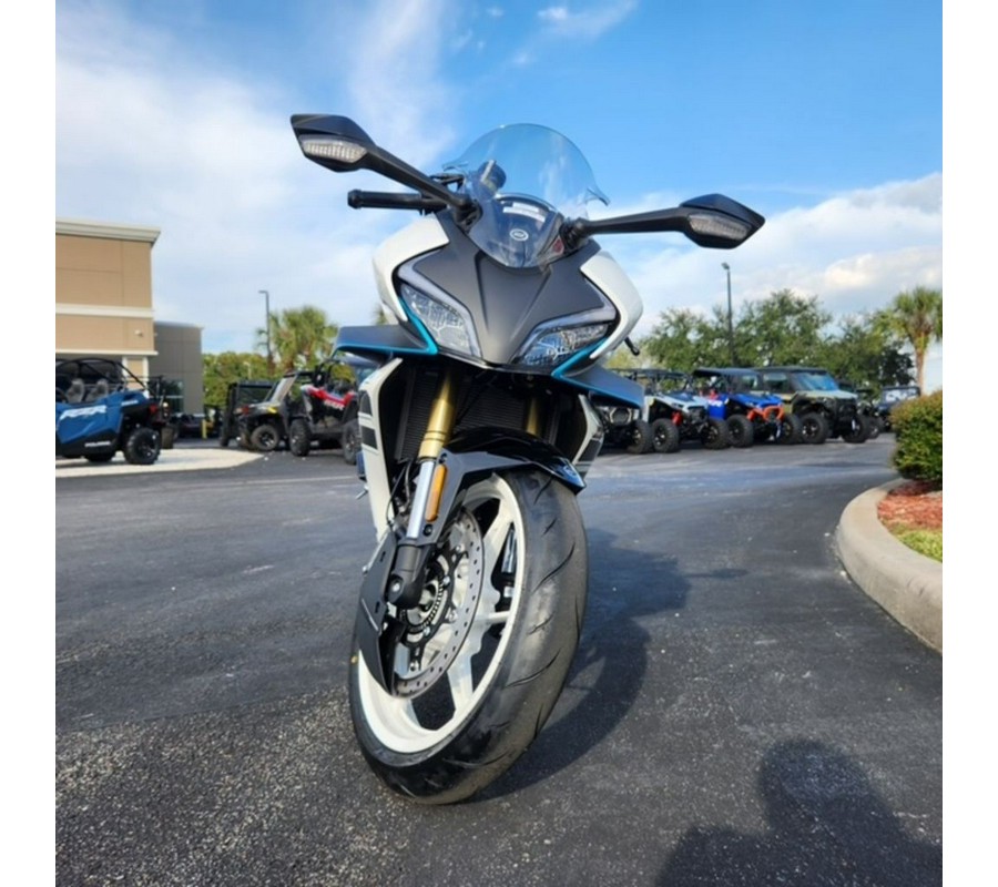 2026 CFMOTO 450SS CF400-12US - NEBULA WHITE