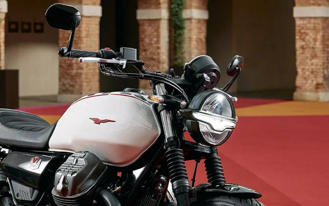 2024 Moto Guzzi V7 Stone Ten