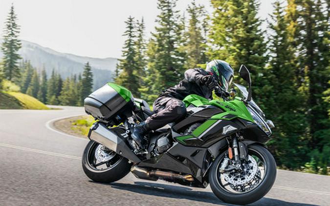 2027 Kawasaki NINJA® 1100SX SE ABS