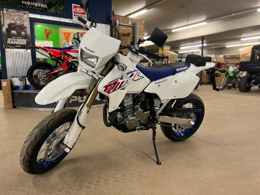 2023 Suzuki DRZ-400SM