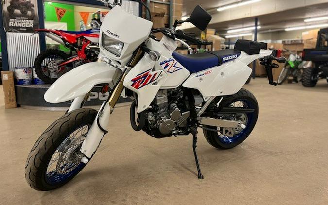 2023 Suzuki DRZ-400SM