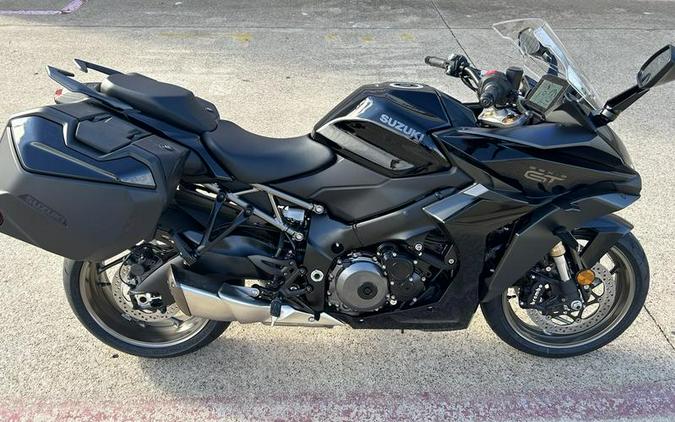 2024 Suzuki GSX-S1000GT Plus