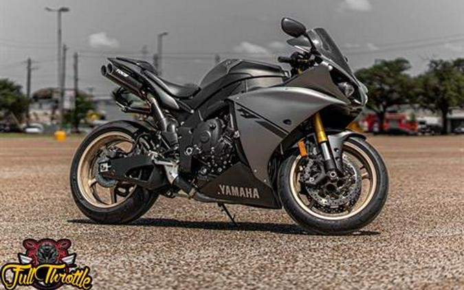 2014 Yamaha YZF-R1