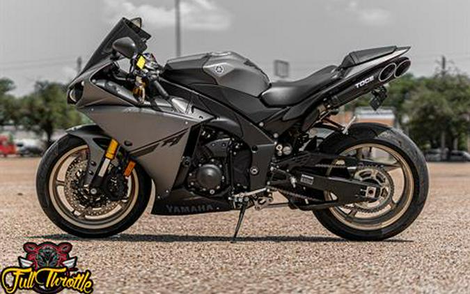 2014 Yamaha YZF-R1