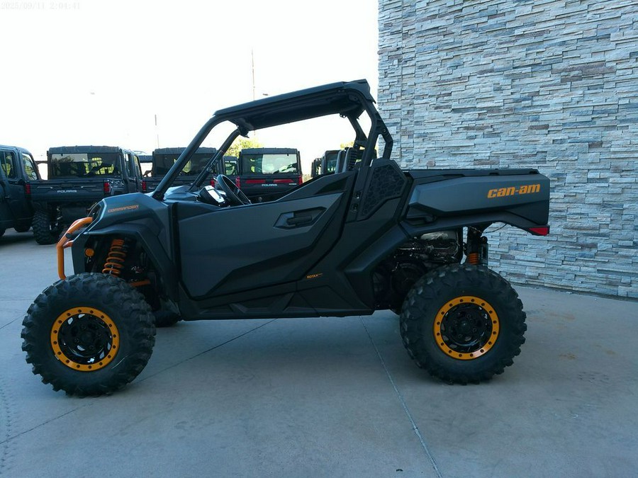 2026 Can-Am® Commander XT-P 1000R