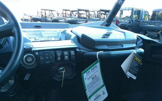 2026 Can-Am® Commander XT-P 1000R