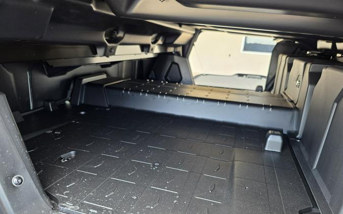 2026 Can-Am Defender PRO Limited