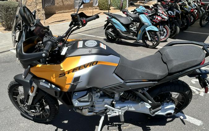 2024 Moto Guzzi Stelvio