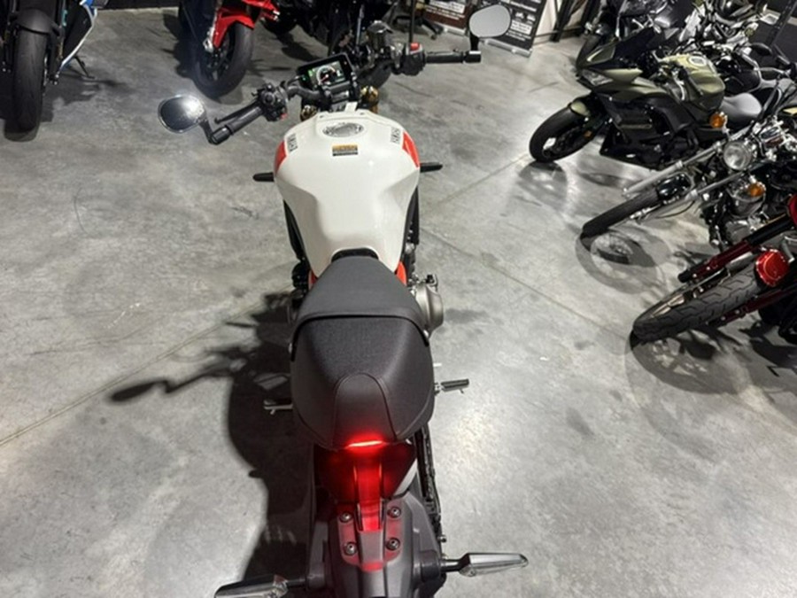 2026 Yamaha XSR 900