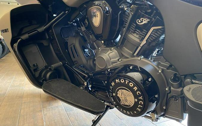 2023 Indian Motorcycle® Pursuit Dark Horse Silver Quartz Smoke