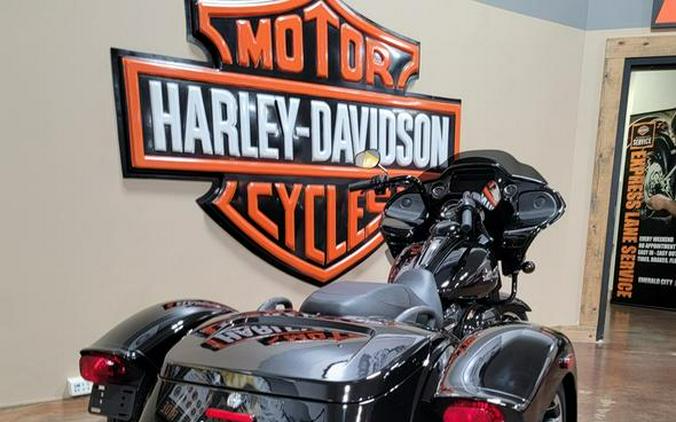 2023 Harley-Davidson® FLTRT - Road Glide® 3