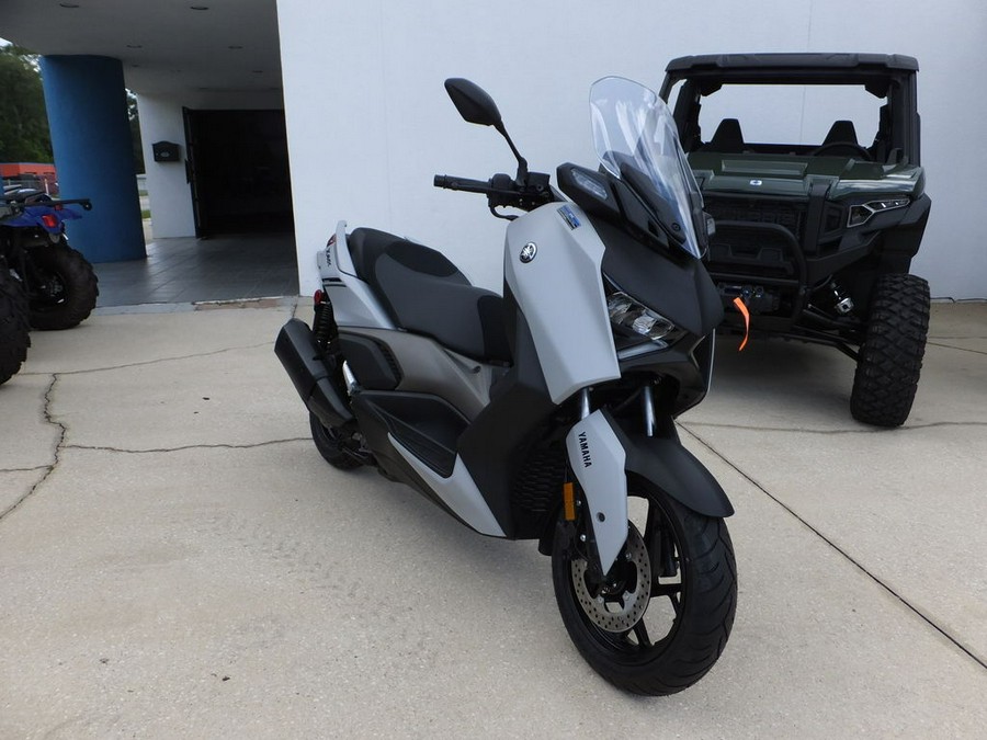 2024 Yamaha XMAX™ Base