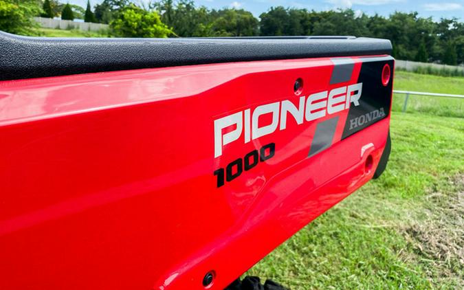 2025 Honda Pioneer 1000-5 Deluxe