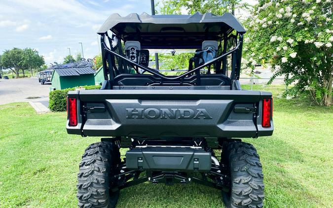 2025 Honda Pioneer 1000-5 Deluxe