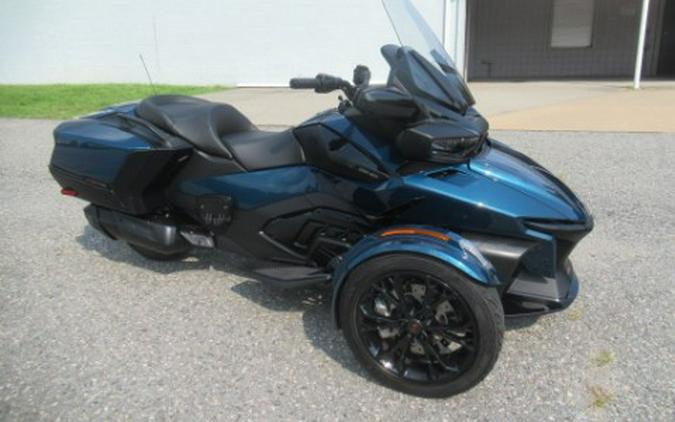 2023 Can-Am Spyder RT