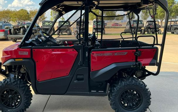 2026 Honda Pioneer 1000-5 Deluxe