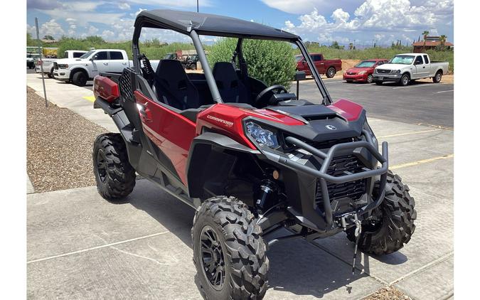 2024 Can-Am Commander XT 1000R Red / Black