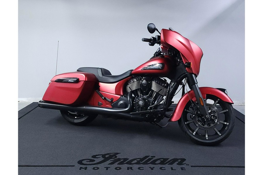 2020 Indian Motorcycle Indian® Chieftain® Dark Horse®