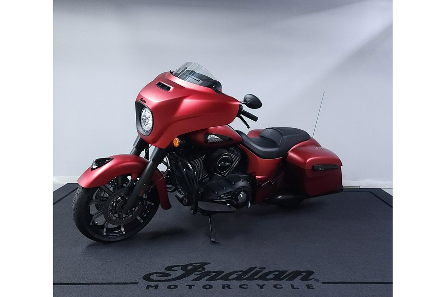 2020 Indian Motorcycle Indian® Chieftain® Dark Horse®