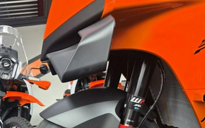 2026 KTM RC 990 R