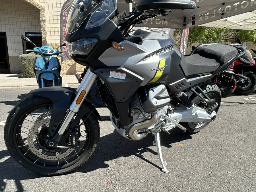 2024 Moto Guzzi Stelvio