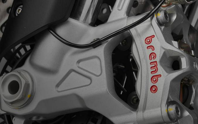 2025 MV Agusta Enduro Veloce