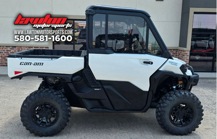 2026 Can-Am® Defender Limited HD11