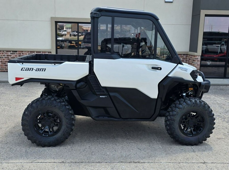 2026 Can-Am® Defender Limited HD11