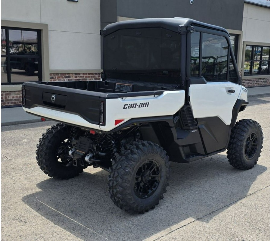 2026 Can-Am® Defender Limited HD11