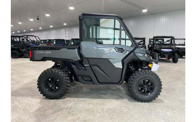 2024 Can-Am Defender Limited HD10