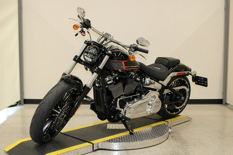 New 2024 Harley-Davidson Breakout 117 Cruiser FXBR Motorcycle For Sale In Miami, Florida