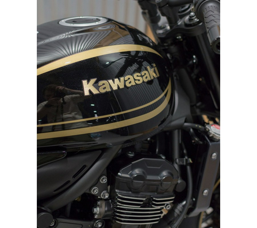 2024 Kawasaki Z900RS Cafe ABS