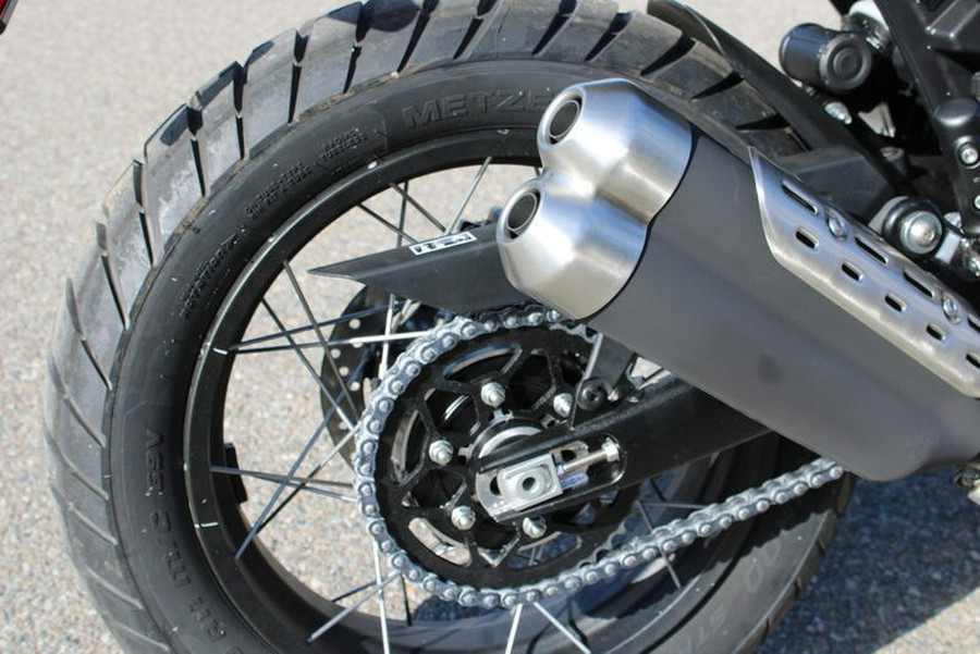 2026 Triumph Scrambler 400 XC Storm Grey