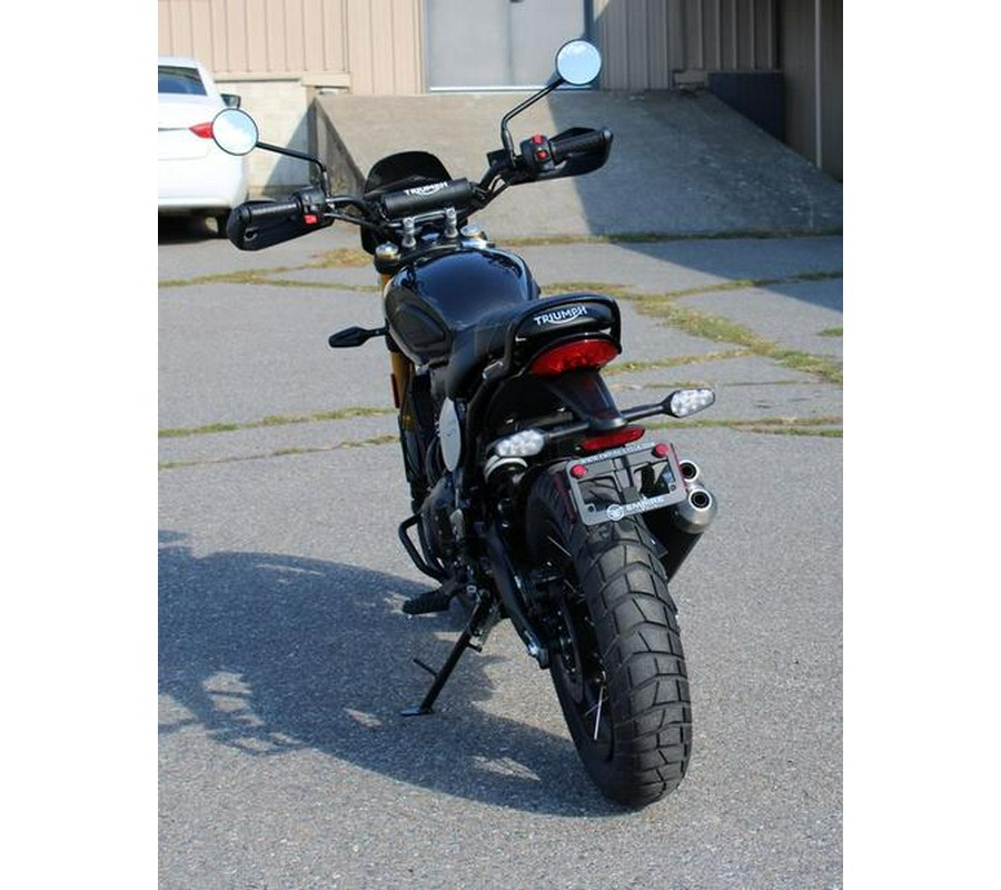 2026 Triumph Scrambler 400 XC Storm Grey