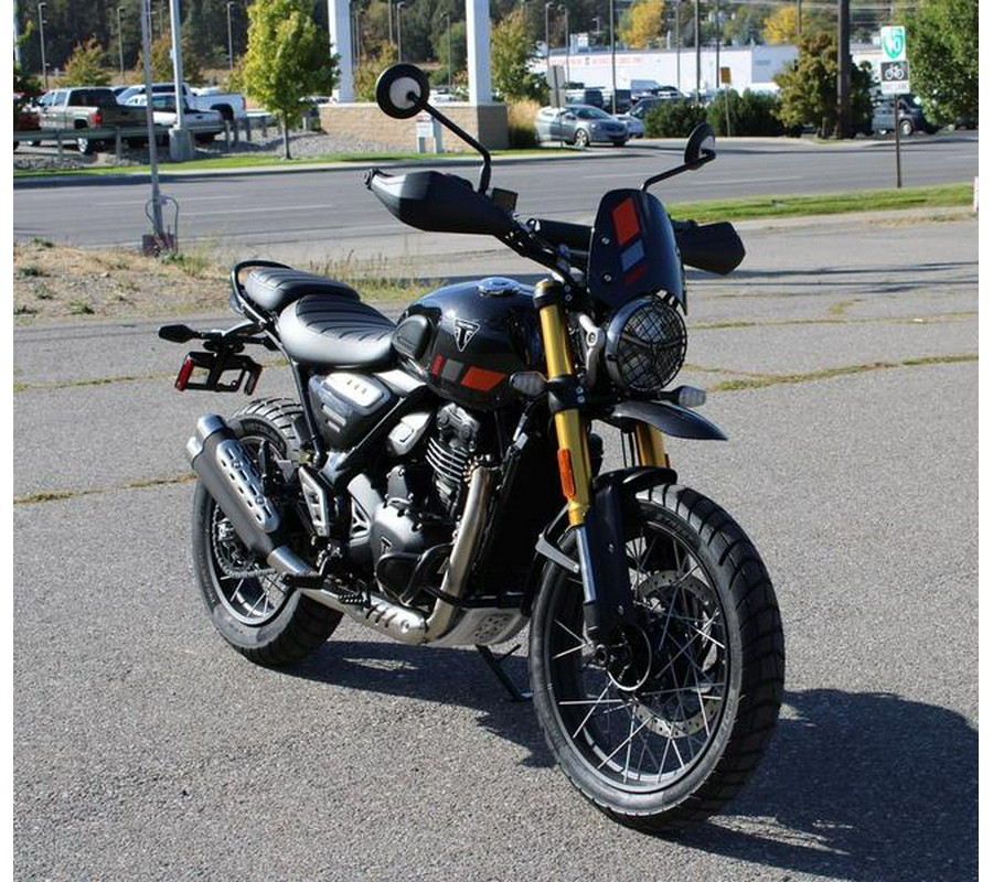 2026 Triumph Scrambler 400 XC Storm Grey