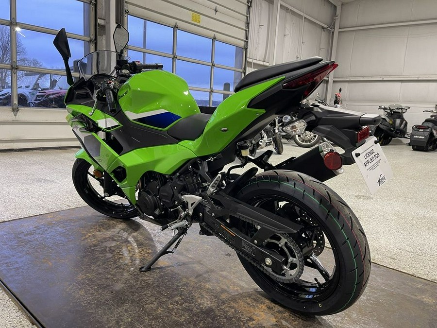 2026 Kawasaki Ninja® 500