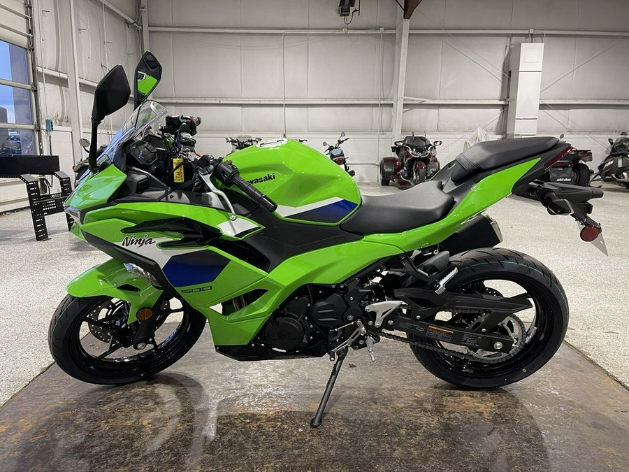 2026 Kawasaki Ninja® 500