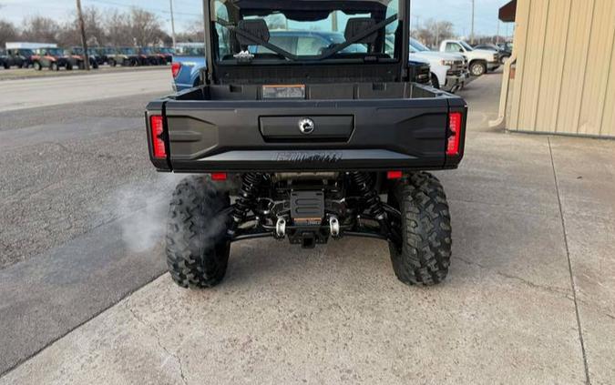 2026 Can-Am SSV DEF XTCAB 65 HD11 BK 26 XT CAB HD11