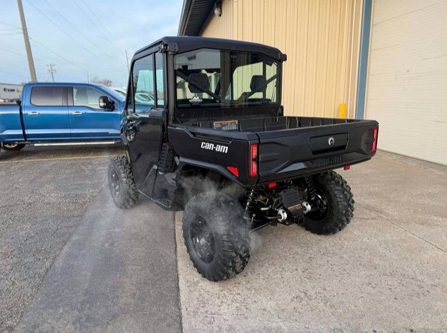 2026 Can-Am SSV DEF XTCAB 65 HD11 BK 26 XT CAB HD11